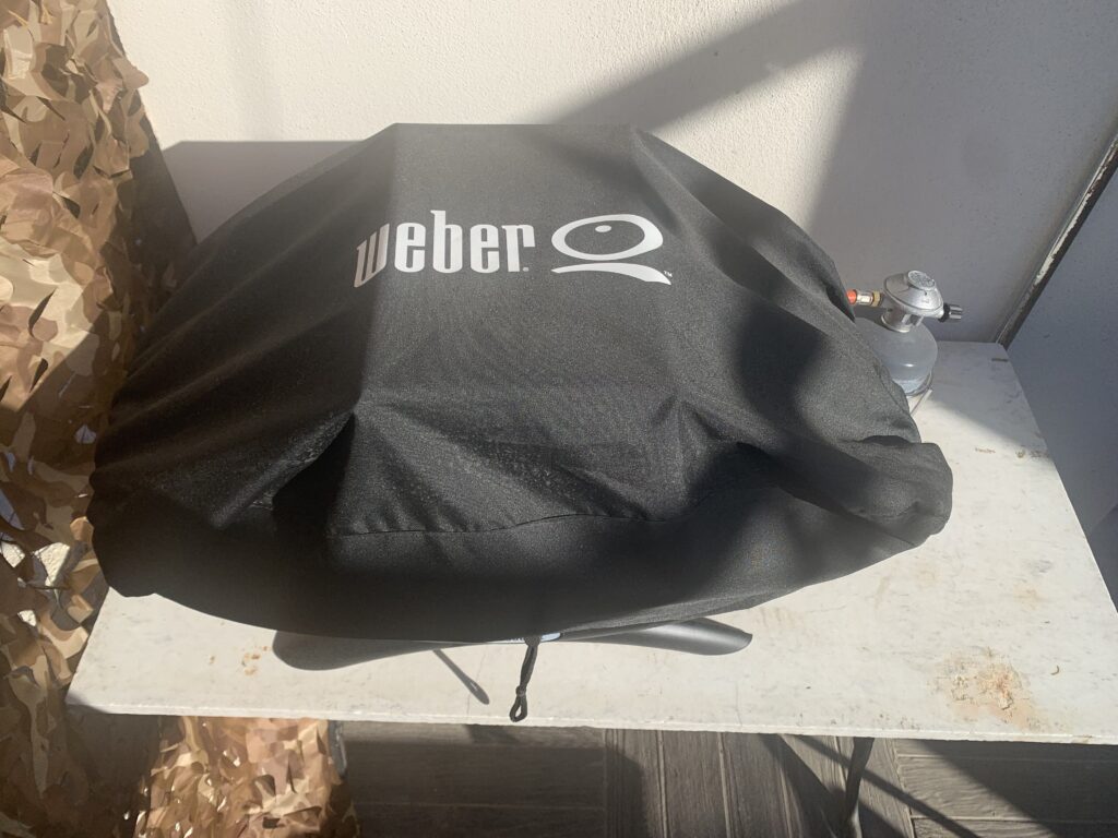 Barbecue à gaz Weber pour des grillades en terrasse