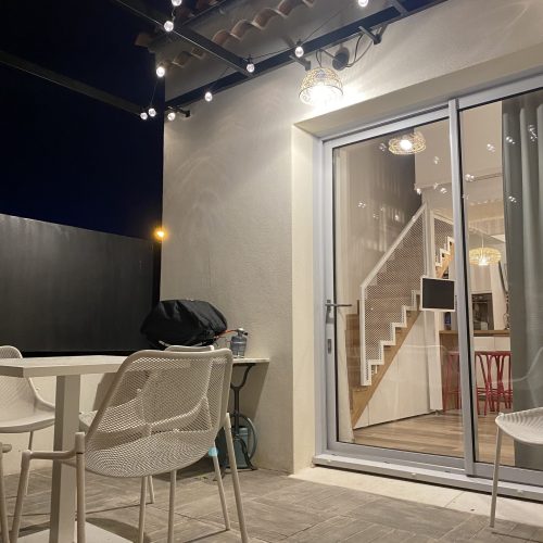 Terrasse illuminée
